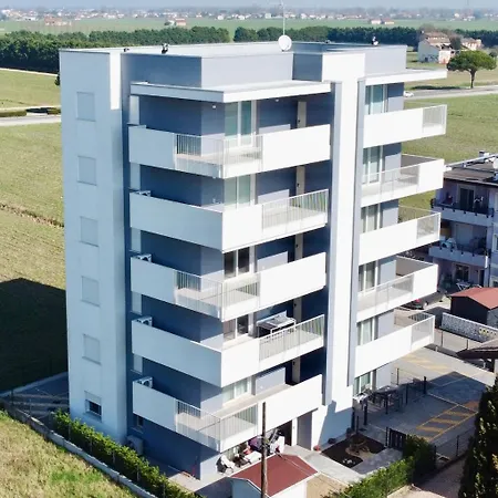 Gray Palace - Immobiliare Лидо-ди-Езоло